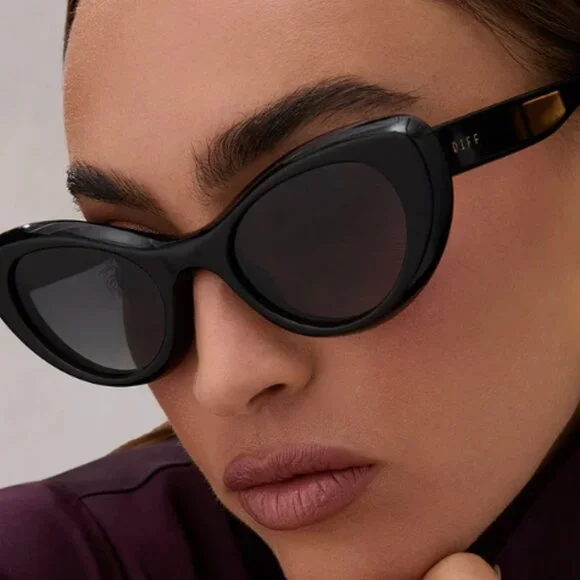 Diff ZARIA Sunglasses - Picture 2 of 7